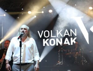 ARHAVİ’DE VOLKAN KONAK’A BÜYÜK İLGİ!